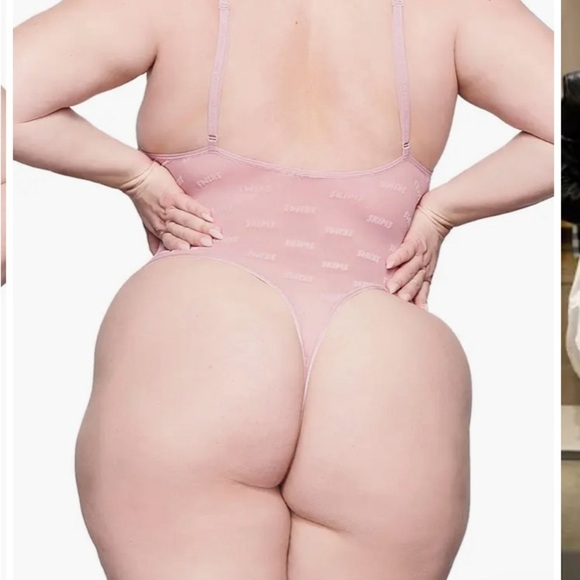 Skims After Hours velvet logo thong bodysuit size 3X Orchid NWT - Picture 2 of 10